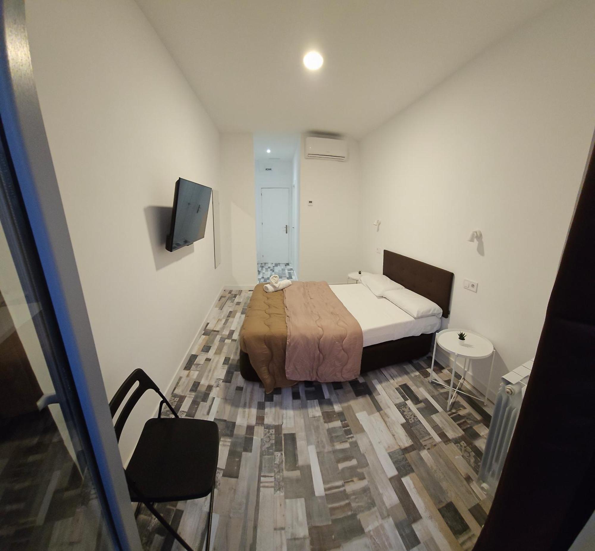 Hostal Andrea Granvia Madrid Eksteriør billede